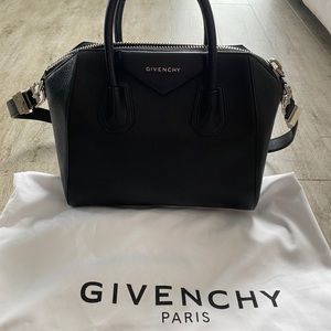 GIVENCHY Small Antigona Leather Satchel